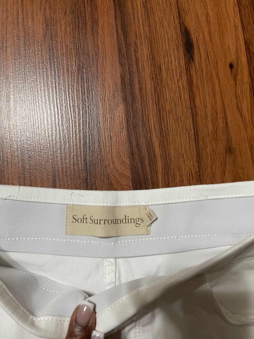 Soft surroundings White Straight Leg pull off n Pants with pockets size M - Picture 3 of 7